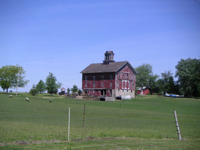 Serious-Minded Barn Near Roseville IL