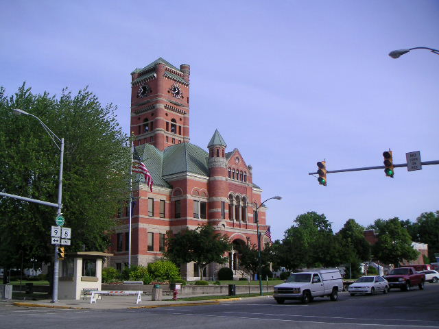 Courthouse in Albion IN